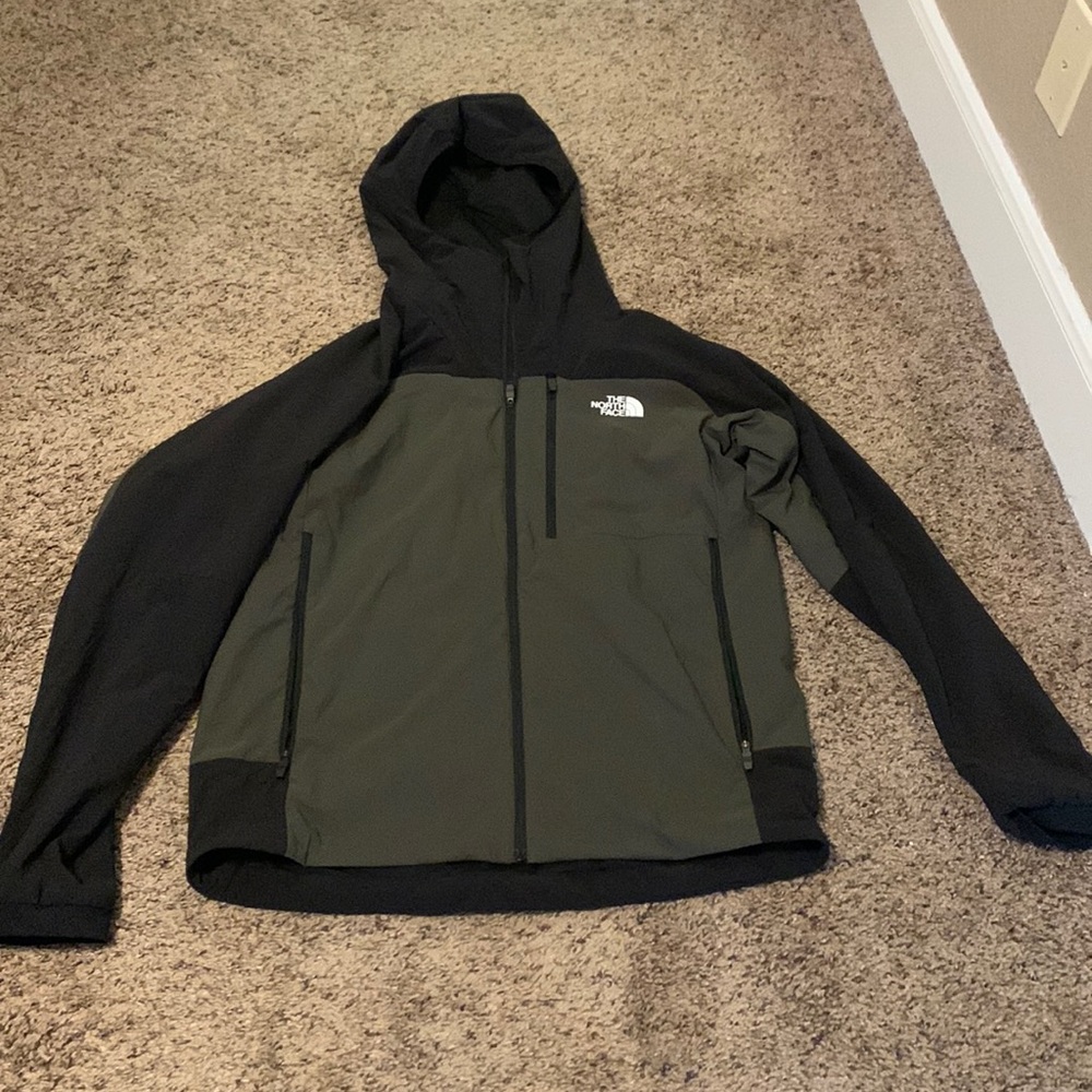 NWOT north face jacket size L